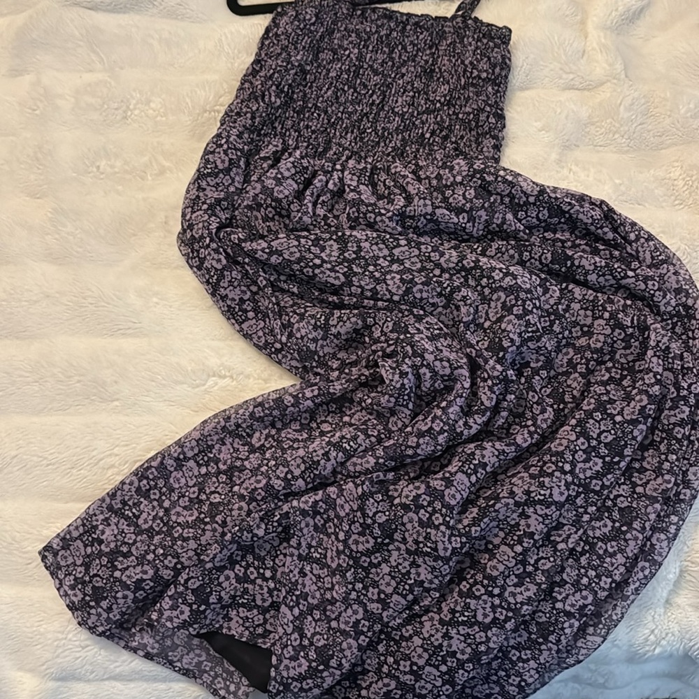 Fun floral dress never worn